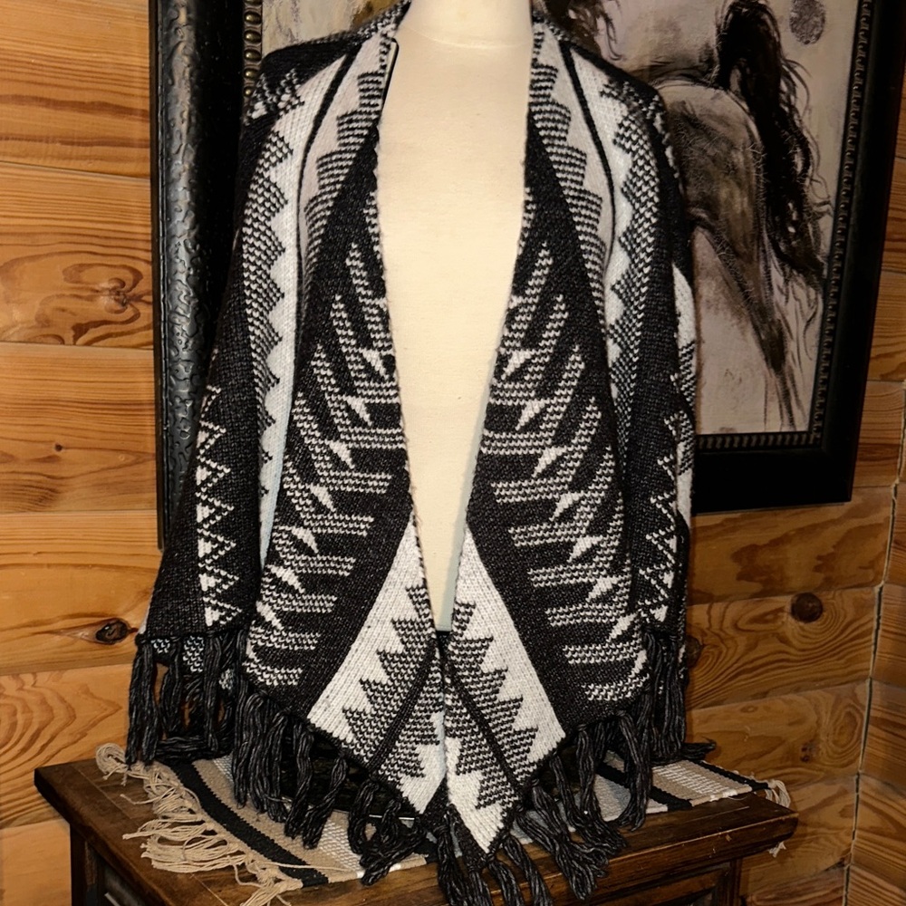 Rock & Roll Cowgirl Black and White Fringe Jacket Poncho
